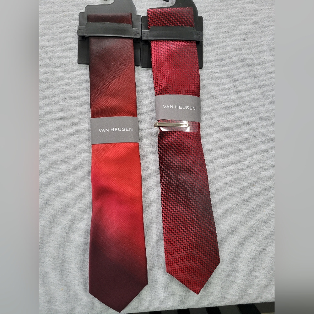 Van Heusen set of 2